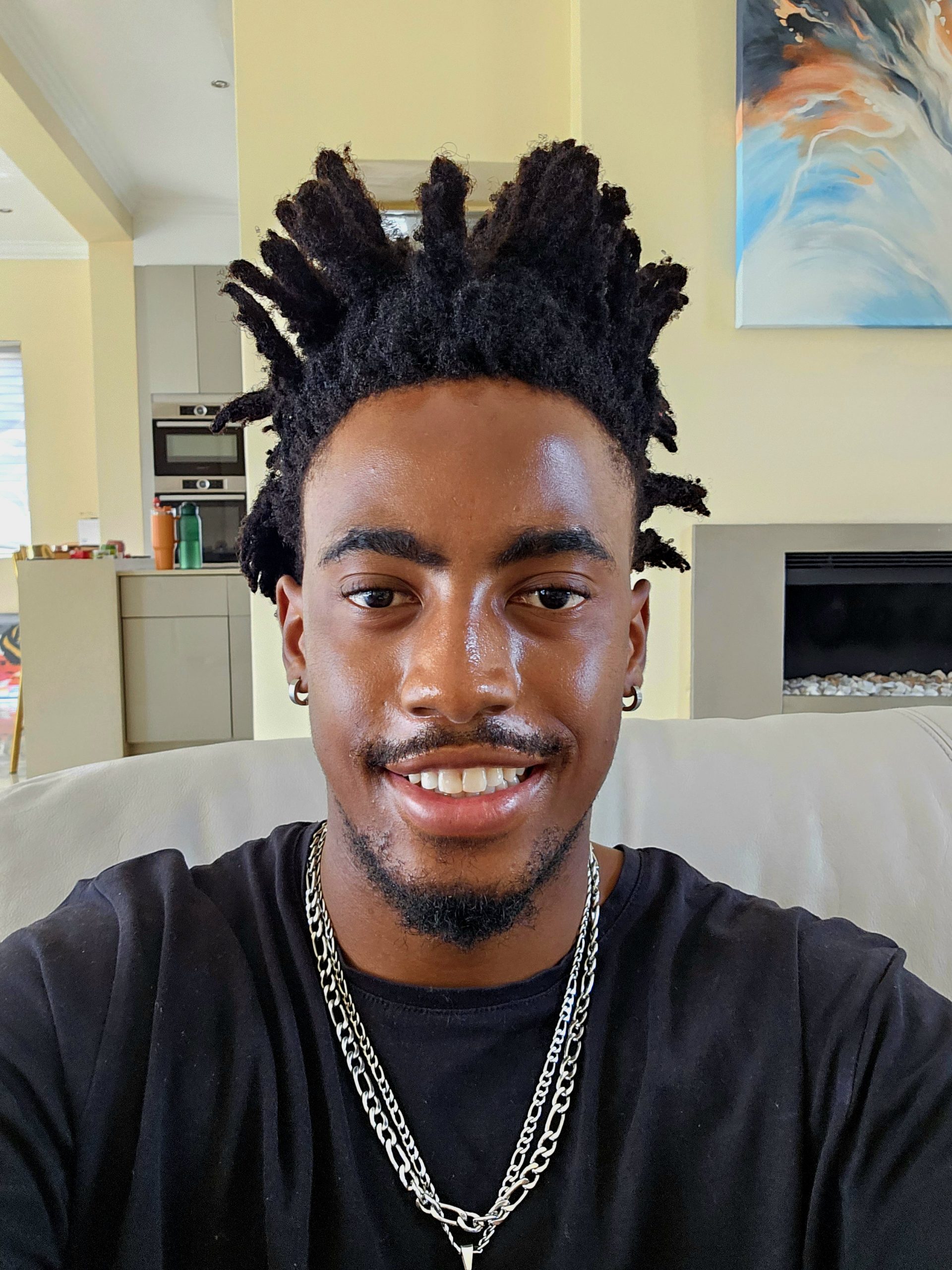 Resurrecting the Gaze: Lunga Ndlovu and the Art of Not Being Forgotten